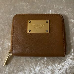⭐️100% Authentic Michael Kors Wallet⭐️